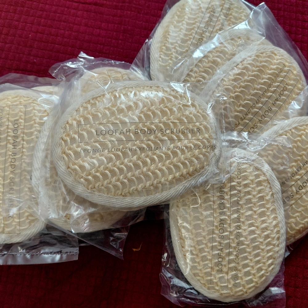 10 Gilchrist&Soames Loofah Body Scrubbers